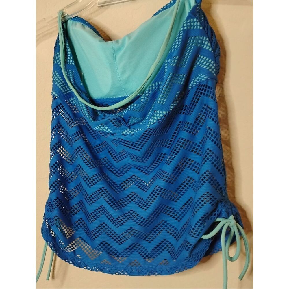 USED Medium Swim Trio - Picture 3 of 12
